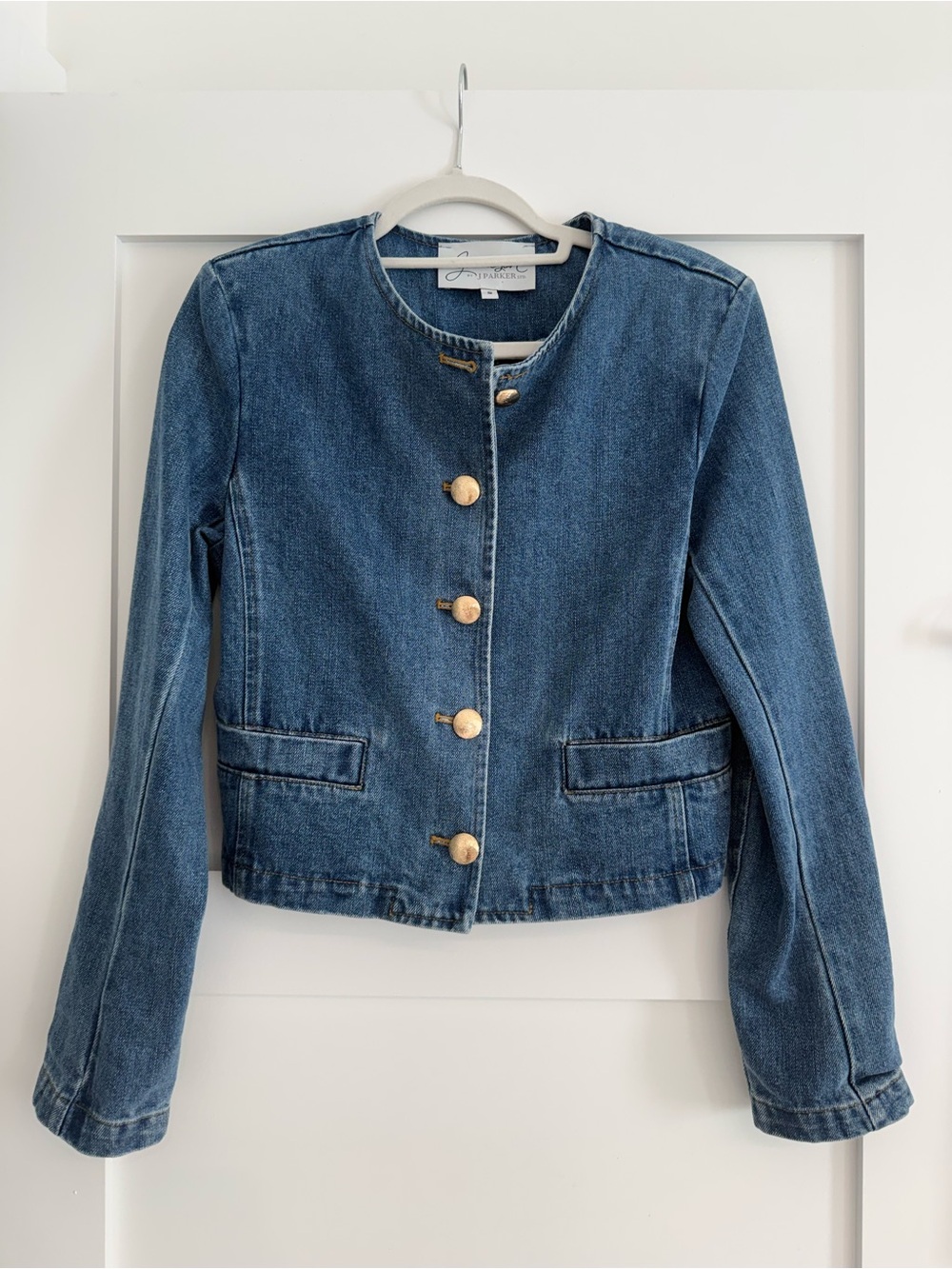 Cropped Denim Jacket.  Size Small. - Picture 4 of 12